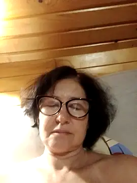 vikimoon11's Live Sex Cam Show