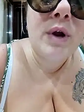 topina8's Live Sex Cam Show