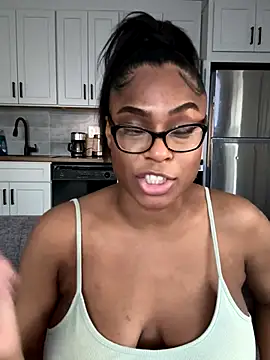 CandyLuxxxx's Webcam Show