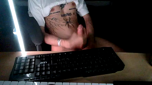 Kryk97's Live Sex Cam Show
