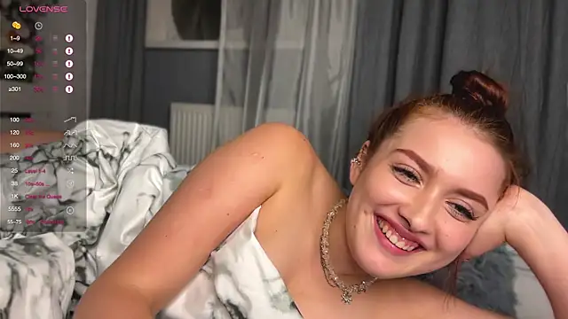 MiniMissSu's Webcam Show