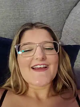 eyesthatsparkle22's Webcam Show