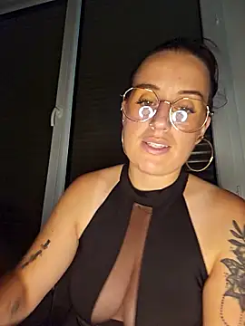Lindsay_00off Adlı Modelin Web Kamerası Şovu