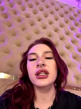RoxyDoll_'s Webcam Show