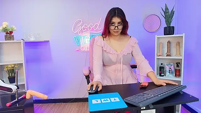 Aphriil__'s Webcam Show