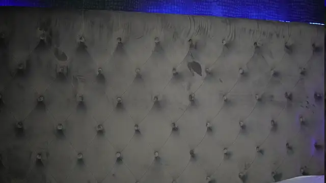 GiuliaSya's Live Sex Cam Show