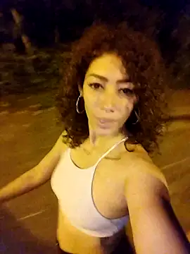roxyrougee's Webcam Show