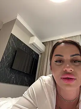 KirstieVegas' Live XXX Chat