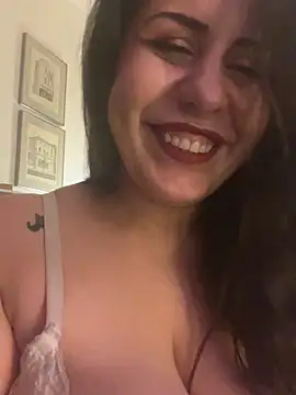holyeroticss' Live Sex Cam Show