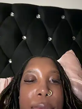 LocsGoddess' Live Sex Cam Show