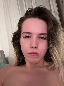Diamond_lucyy's Live Sex Cam Show
