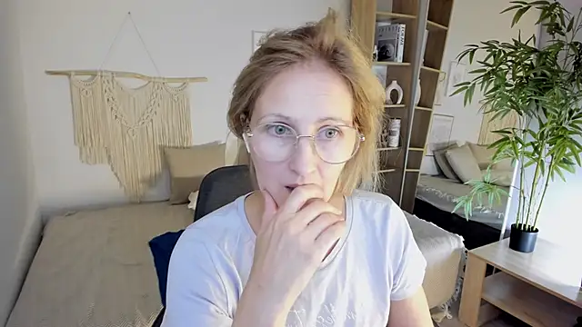 Paris_Cherry Webcam-Show