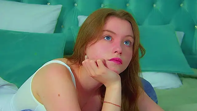 KeiraAsti's Webcam Show