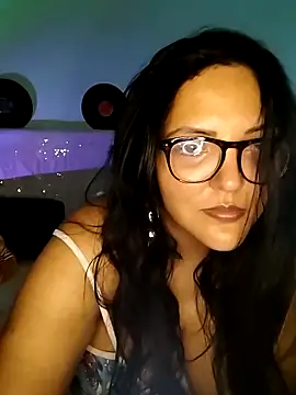 AuroraChest's Webcam Show