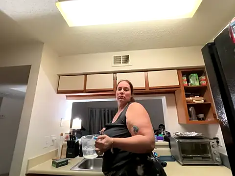 Thickarella420's Webcam Show
