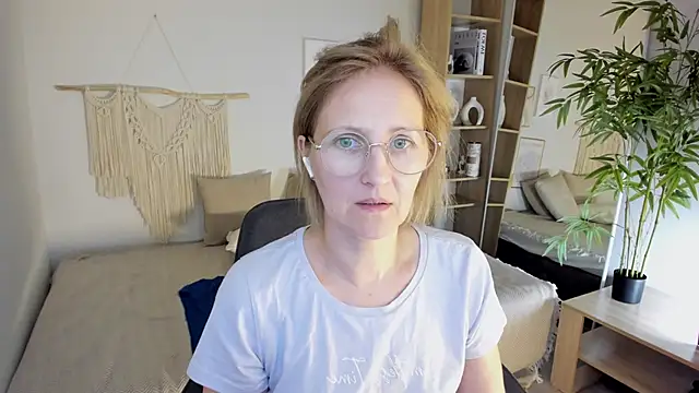 Paris_Cherry's Live Sex Cam Show