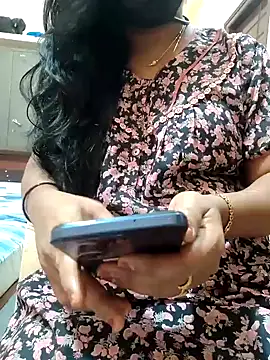 Hotgirlindian52's Webcam Show