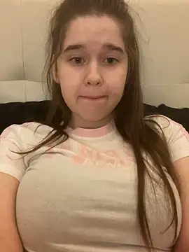 HornyGirlH's Webcam Show