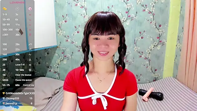 UrHotSexyShine's Webcam Show