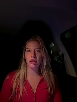 Chloemillerrxx's Live Sex Cam Show