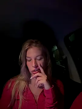 Chloemillerrxx's Live Sex Cam Show