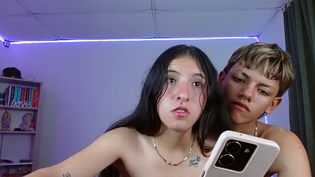 Lucy_y_Jacob's Live Sex Cam Show