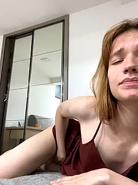 fosterbu's Live Sex Cam Show