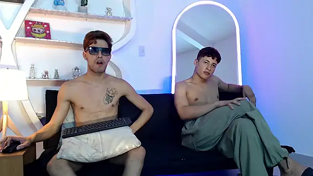 GRETTY_BOYS' Live Sex Cam Show