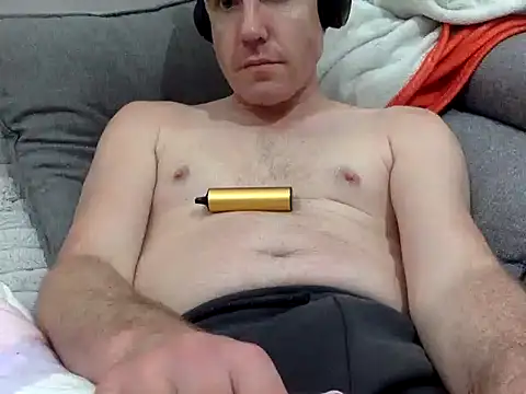 SugarCoupleAus' Live Sex Cam Show