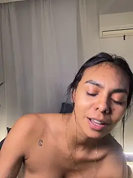 GiorgiaLuxee's Live Sex Cam Show