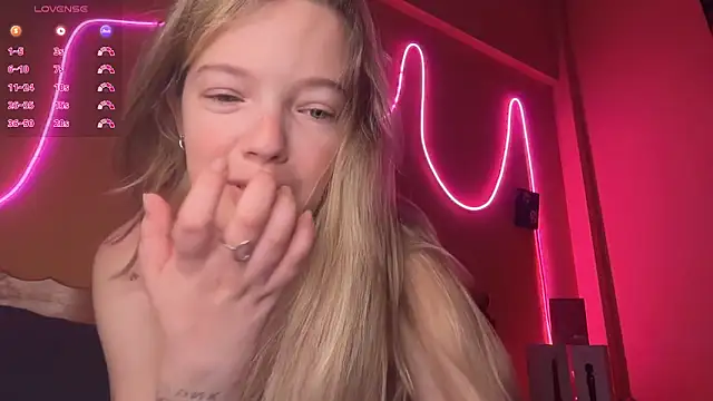 -veranito-'s Live Sex Cam Show