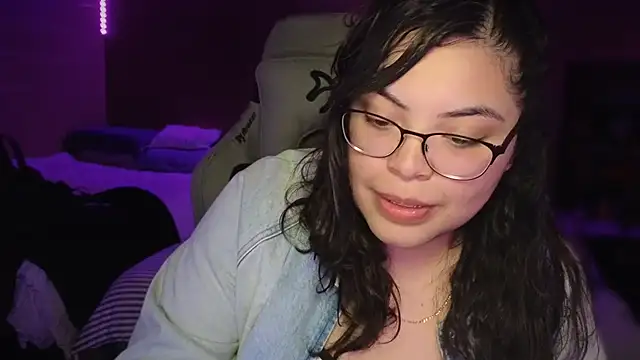 drizzypeach602's Webcam Show