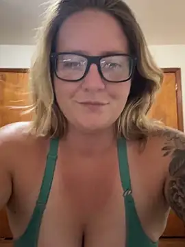 Lizzyloo's Live Sex Cam Show