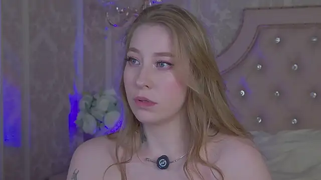 MiaEuphoria_'s Live Sex Cam Show