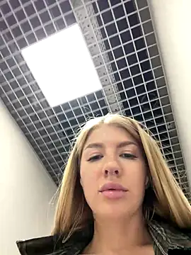 NewLale's Webcam Show