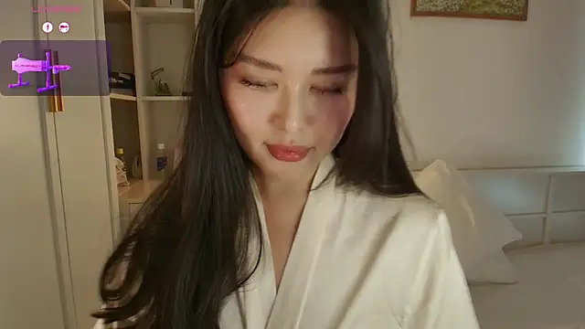 linbaelin's Live Sex Cam Show