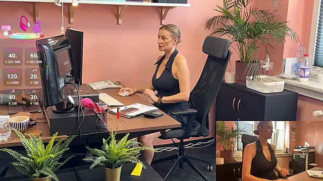 legsLONG's Live Sex Cam Show