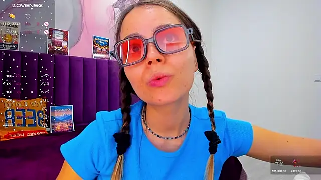 Kelly_Cuutie's Webcam Show