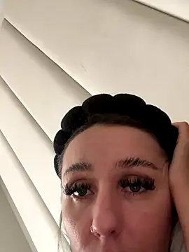 Scotishminx25's Live Sex Cam Show