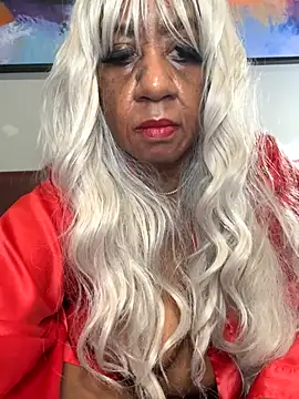 BreanaDivine's Live Sex Cam Show