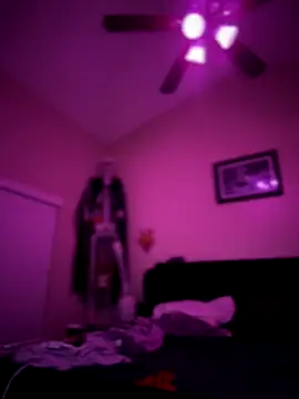 NaughtyLittleVeteran's Webcam Show
