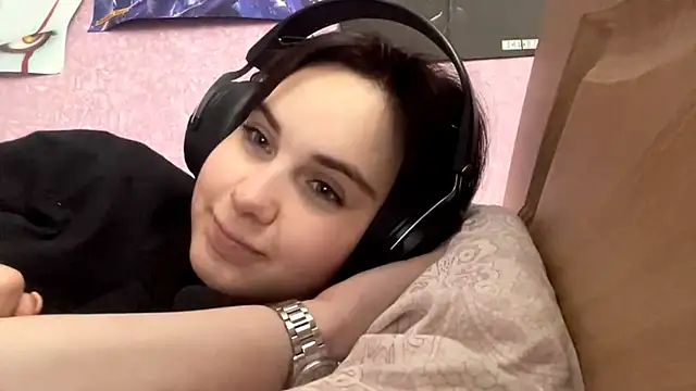 MollyPartey's Live Sex Cam Show