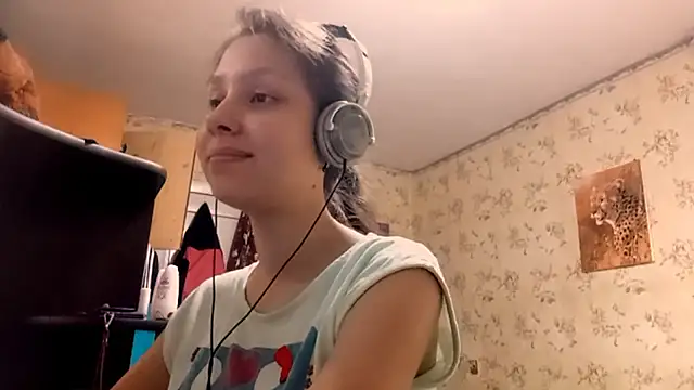 QutieDaSweet's Live Sex Cam Show