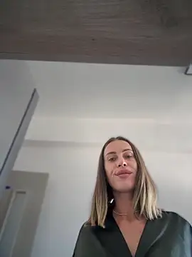 _JessyRey_'s Live Sex Cam Show
