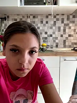 18teengirl3's Live Sex Cam Show