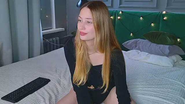 Sofii_Ly's Live Sex Cam Show