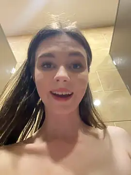 MilaBee's Live Sex Cam Show