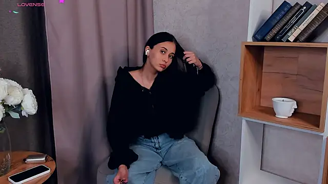VedaSalina's Live Sex Cam Show