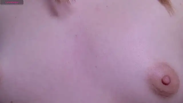 Alison_kisss' Live Sex Cam Show