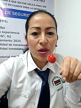 MARIANA-12_'s Webcam Show